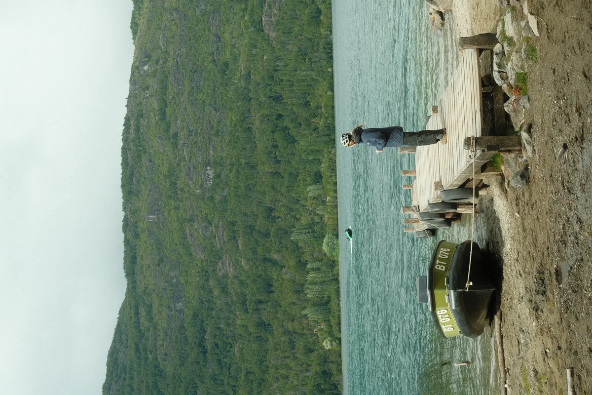 Lakefront camp near the Chilean border