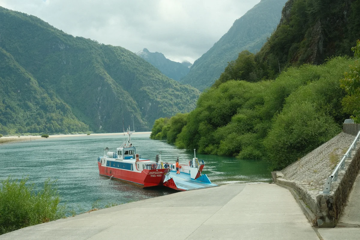 Ferry at Lago Tagua Tagua